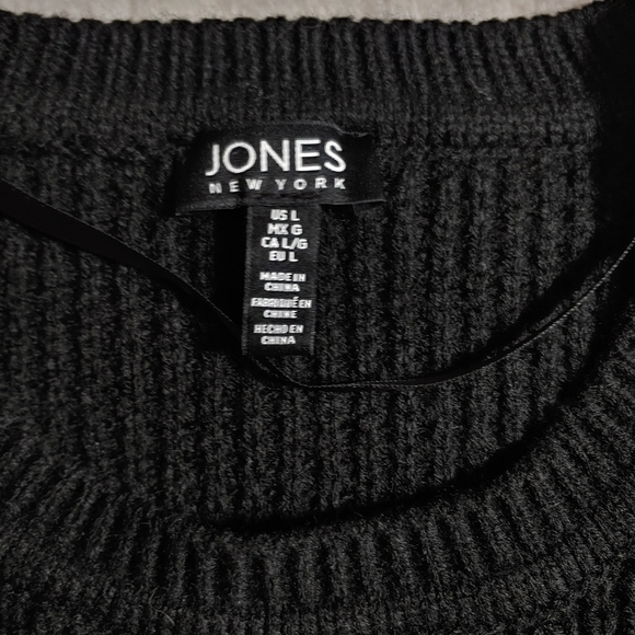 NWOT Jones New York sweater. Size L - Picture 3 of 6
